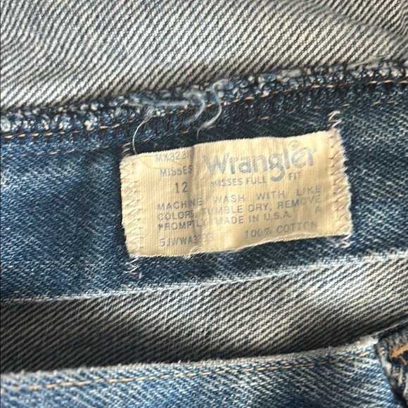 Wrangler women Straight Leg Jeans Classic Denim - Picture 3 of 14